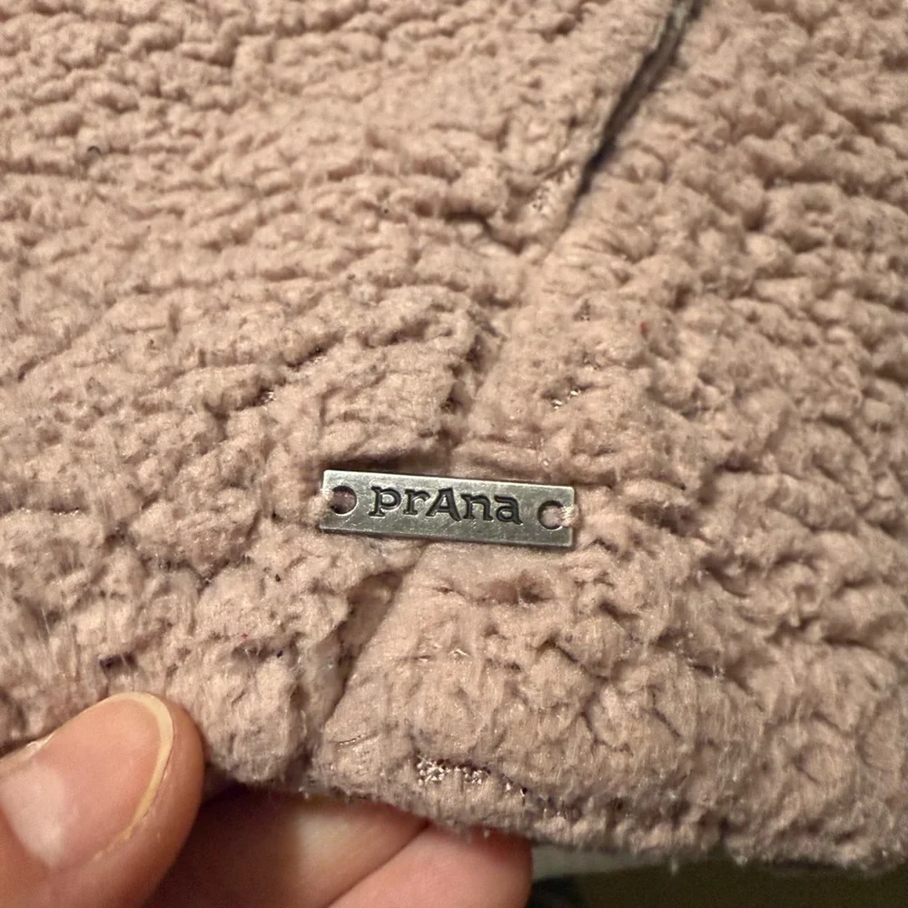 Prana Permafrost quarter-zip Sherpa pull-over.